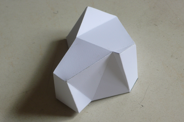 20160209084554_caillouimg